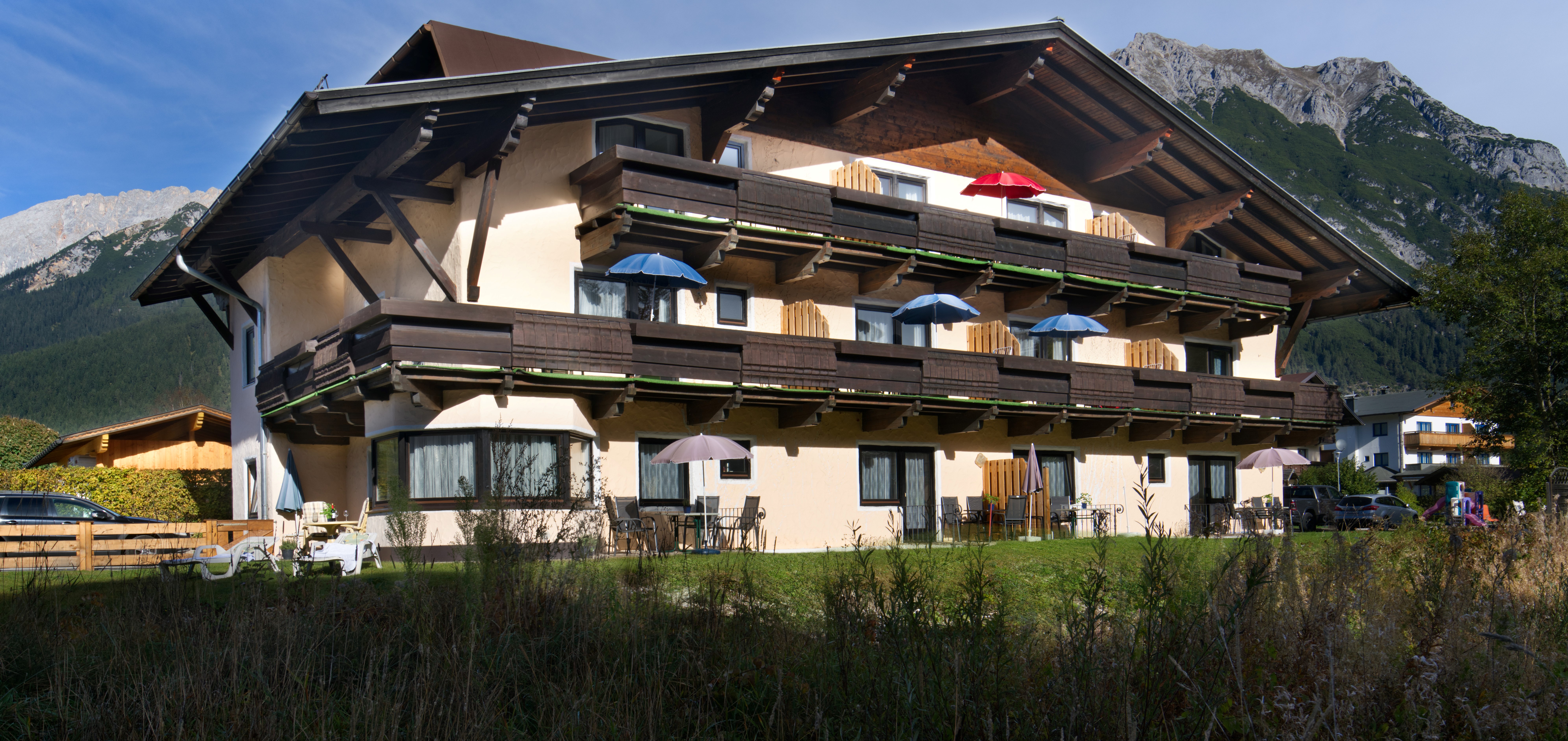 Appartementenhuis Ostbacher Stern in Tirol Oostenrijk (Woning type D)  met 2 slaapkamers douche/bad